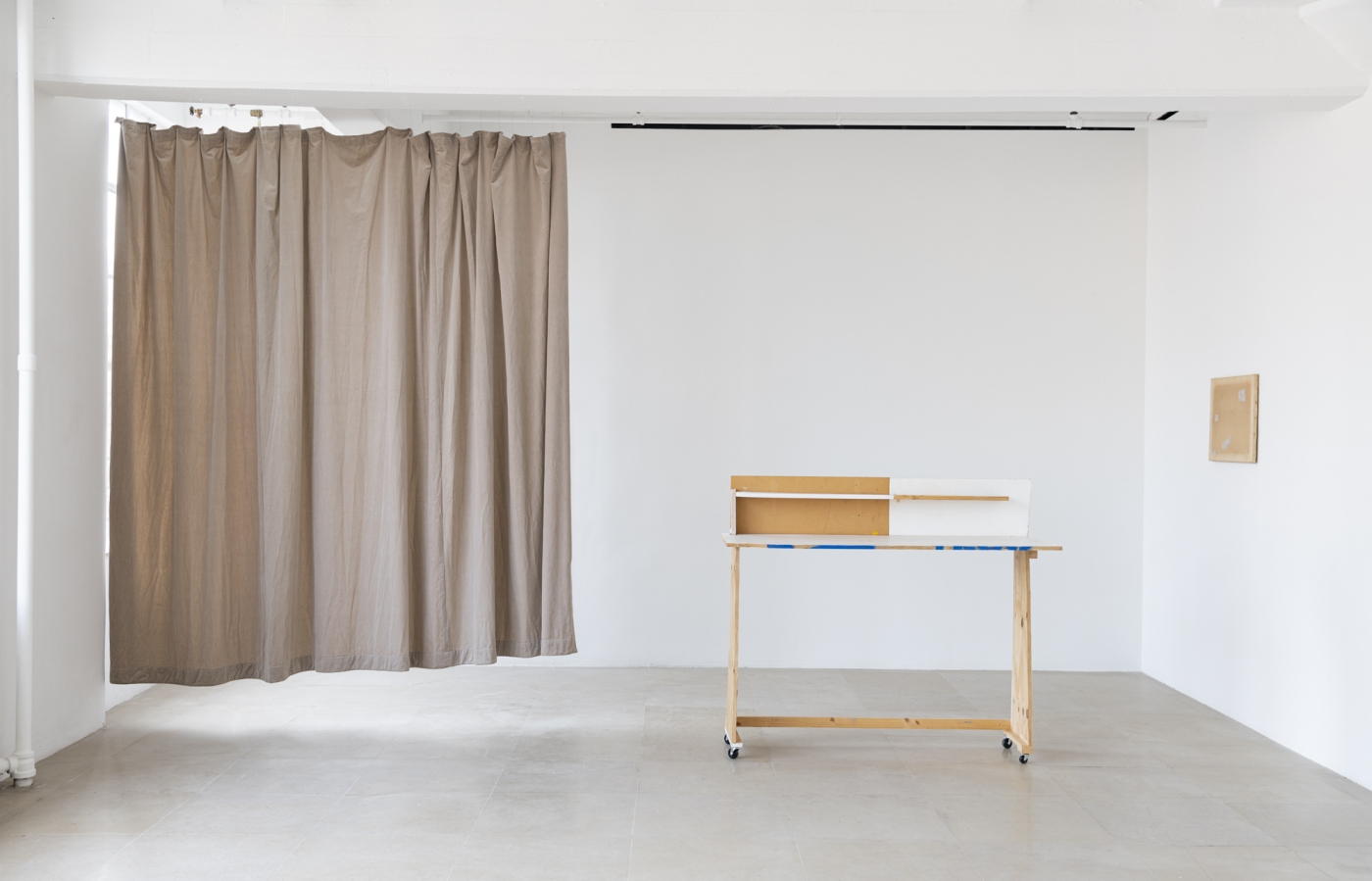 Gedi Sibony, Installation view, The Terrace Theater, Greene Naftali, New York, 2020