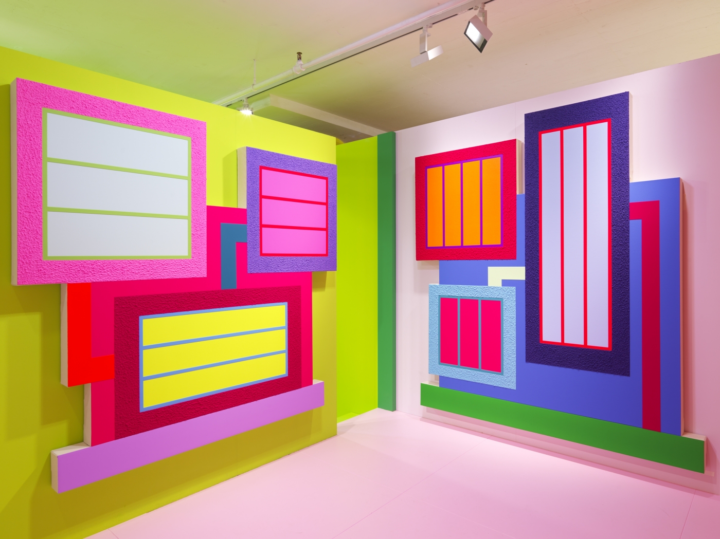 Peter Halley, Installation view, Heterotopia II, Greene Naftali, New York, 2019