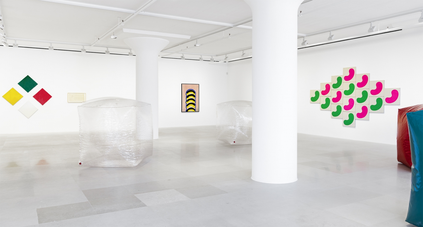 Konrad Lueg, Installation view, Greene Naftali, New York, 2019