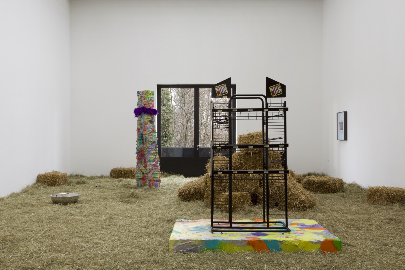 Rachel Harrison, Installation view, Haycation, Portikus, Frankfurt am Main, 2009