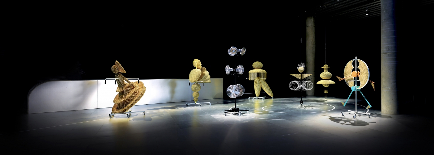 Haegue Yang, Boxing Ballet, 2013-2015. Installation view of Shooting the Elephant 象 Thinking the Elephant, Leeum, Samsung Museum of Art, Seoul, South Korea, 2015. Courtesy of Leeum, Samsung Museum of Art, Seoul