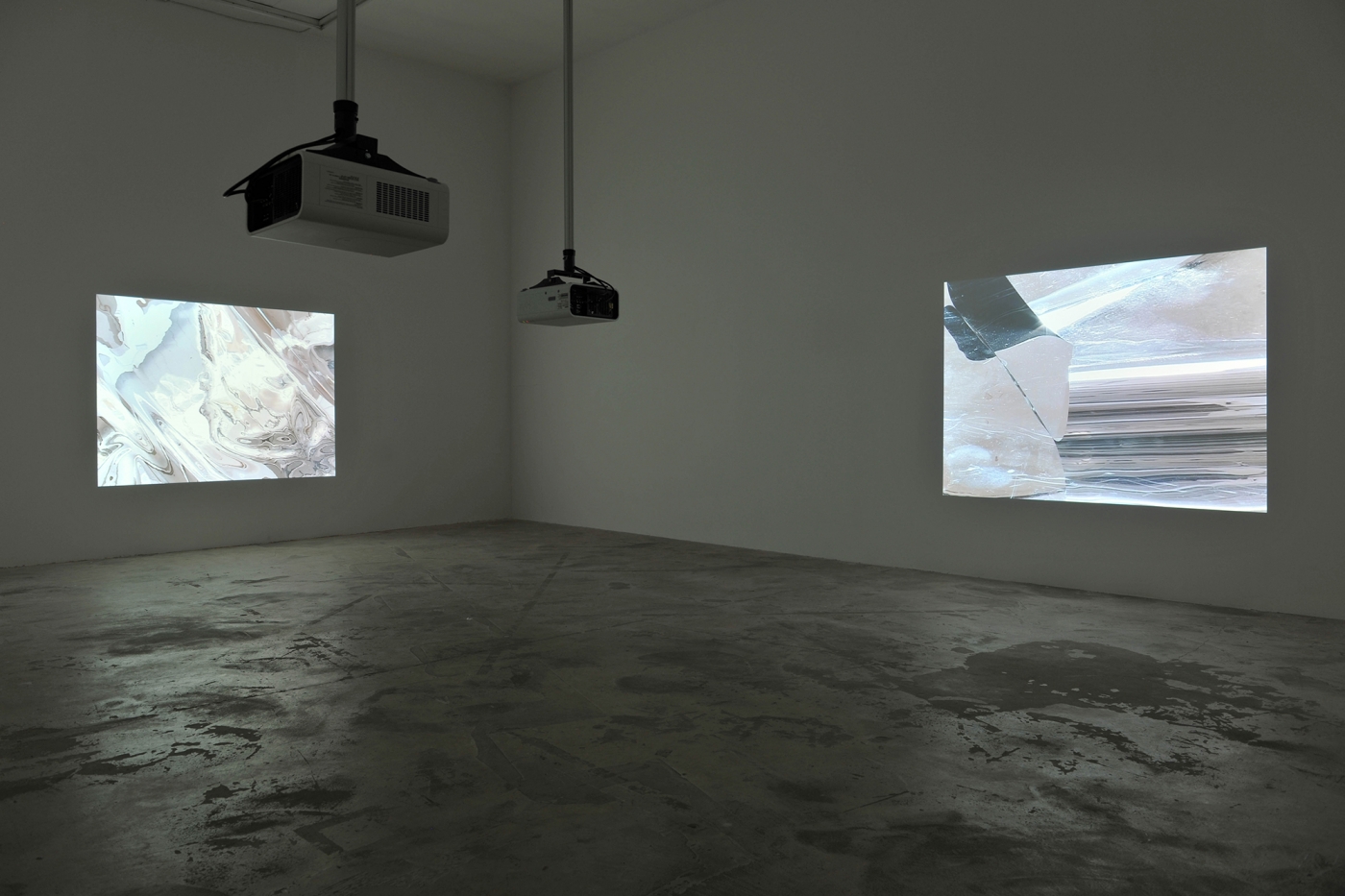 Installation view, Hilary Lloyd, Le Consortium, Dijon, 2009