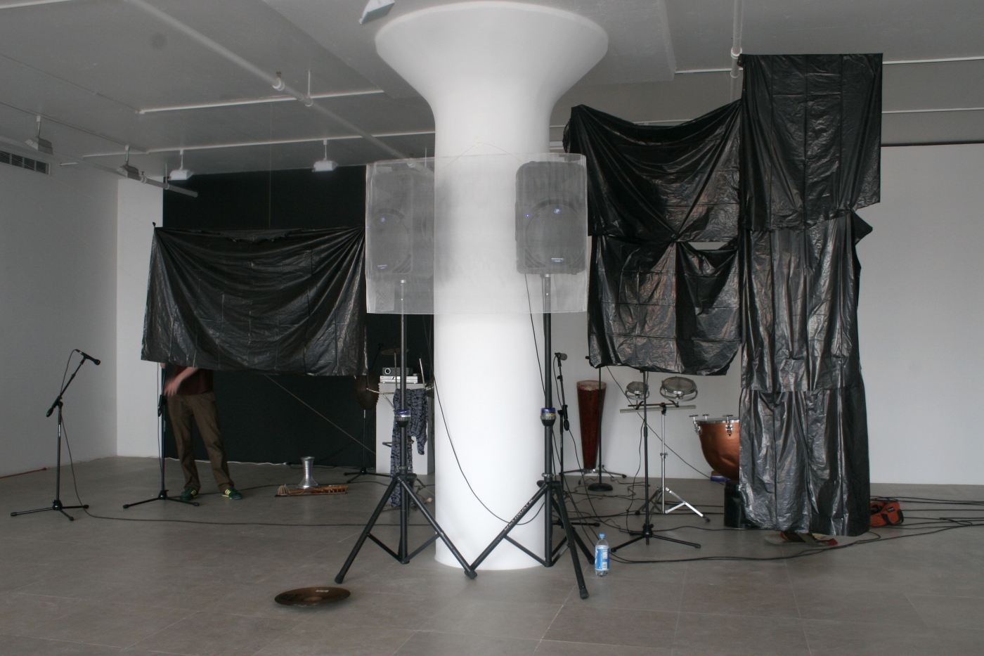 Performance view, No Neck Blues Band, Greene Naftali, New York, 2007