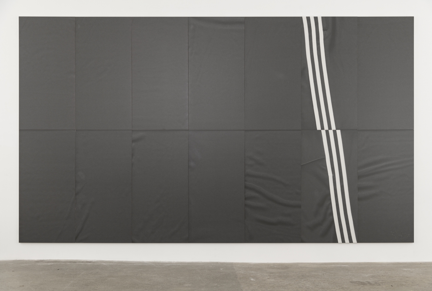 Cory Arcangel, 3- (blk), 2020