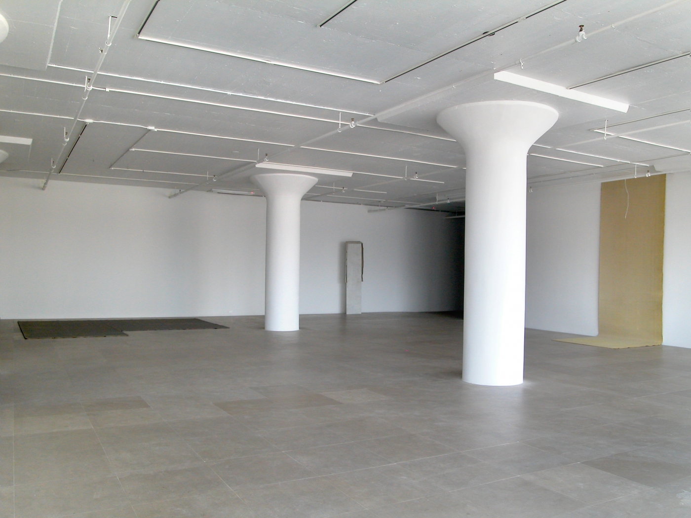Installation view, Greene Naftali, New York, 2008