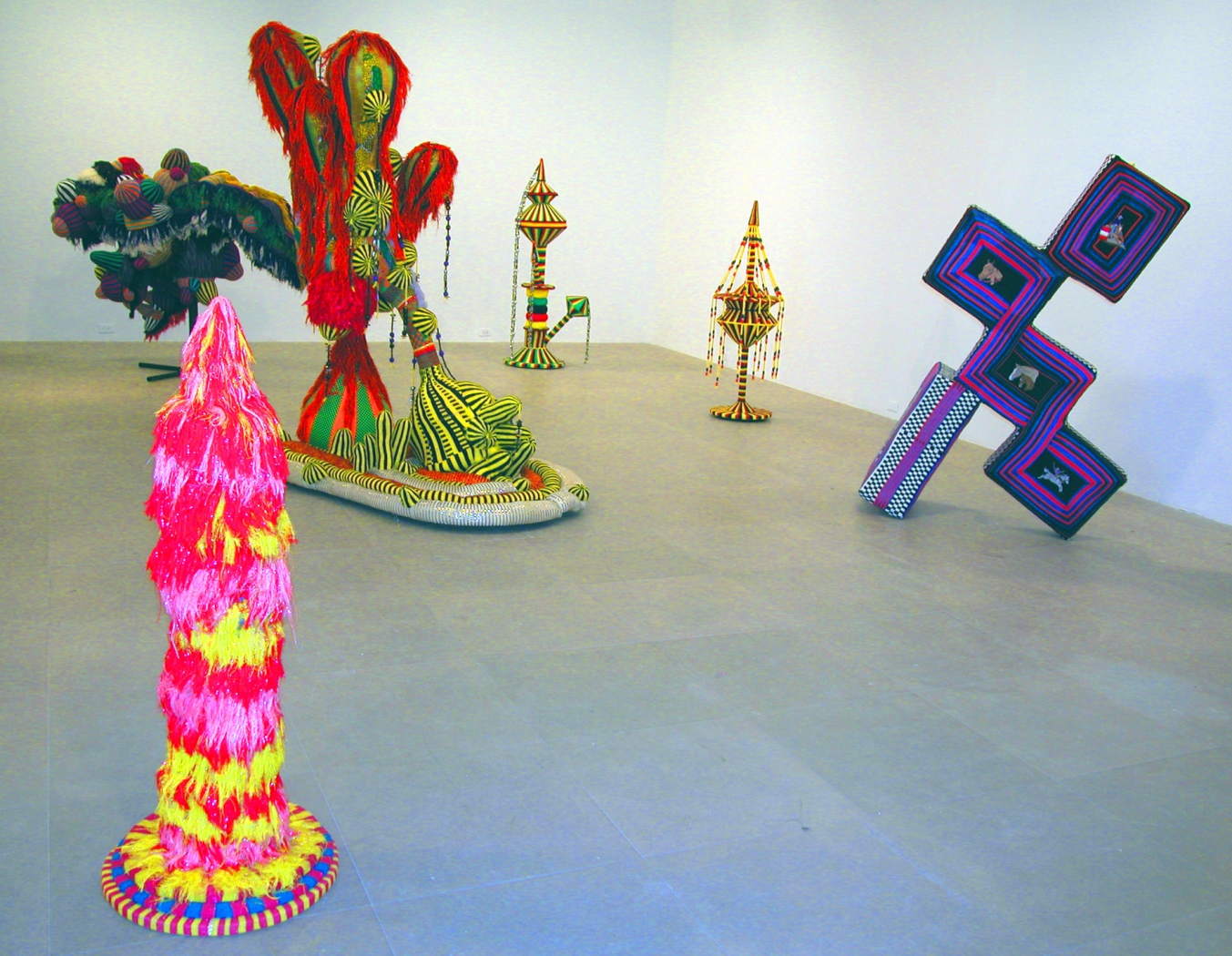 Installation view, I wish I had a beak, Greene Naftali, New York, 2005