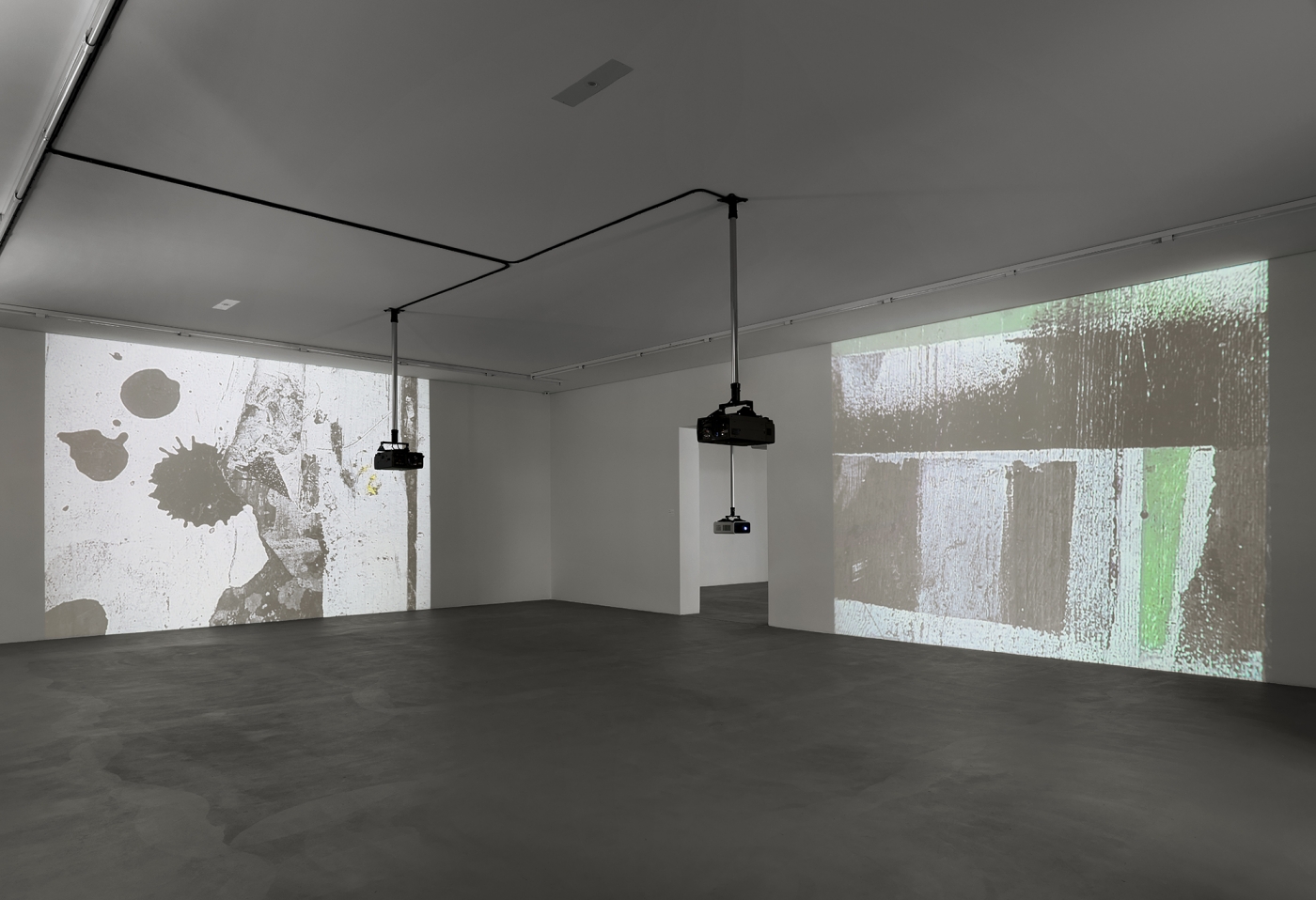 Installation view, Hilary Lloyd, Museum für Gegenwartskunst, Basel, 2012