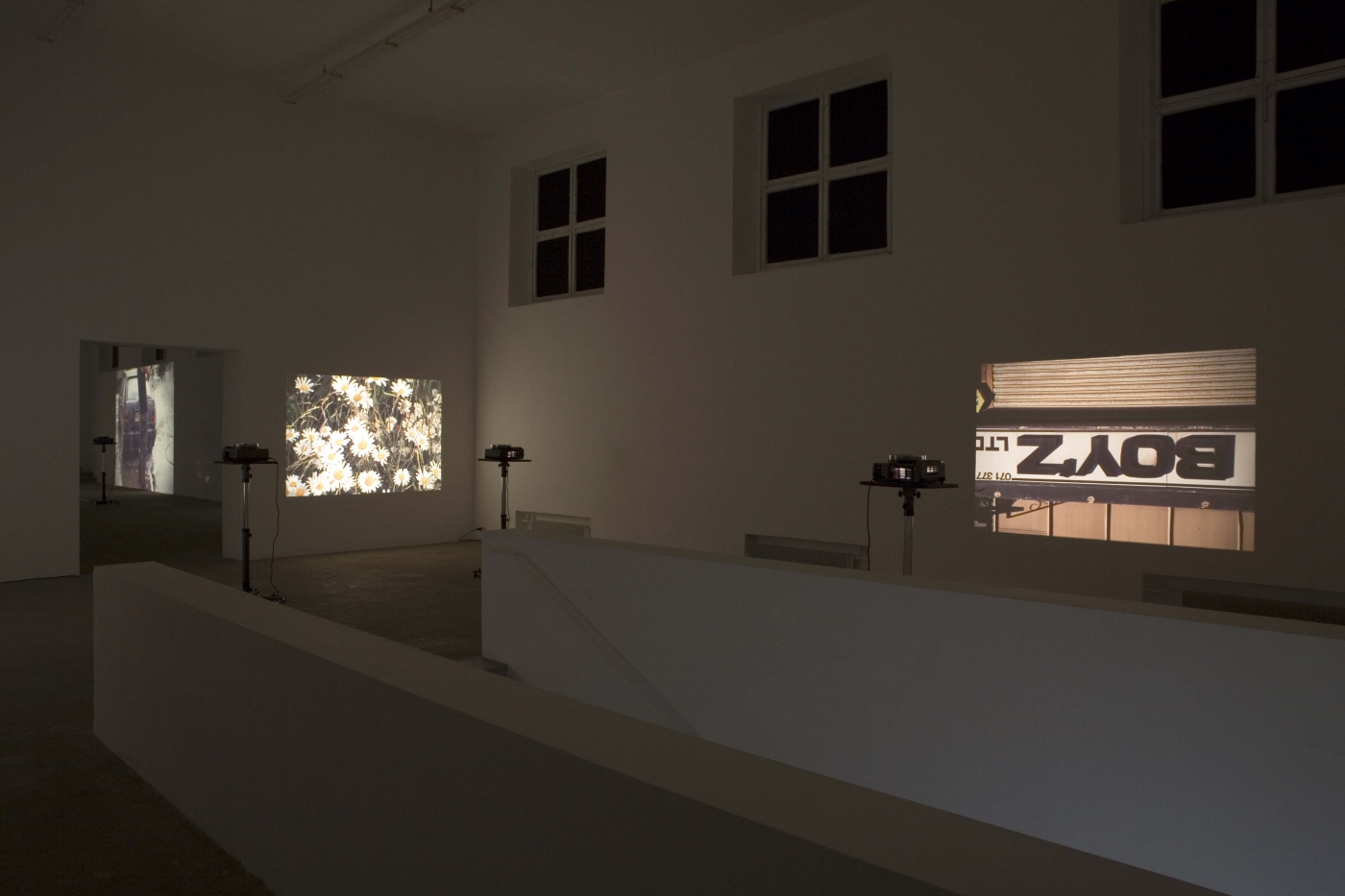 Installation View, Hilary Lloyd, Kunstverein Münich, Munich, 2006