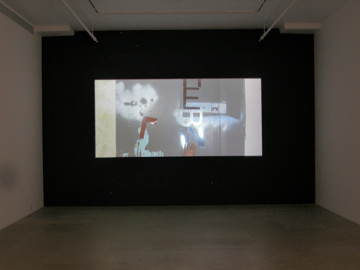 Alex Hubbard, Lost Loose Ends, 2008, Video, 4:08 minutes