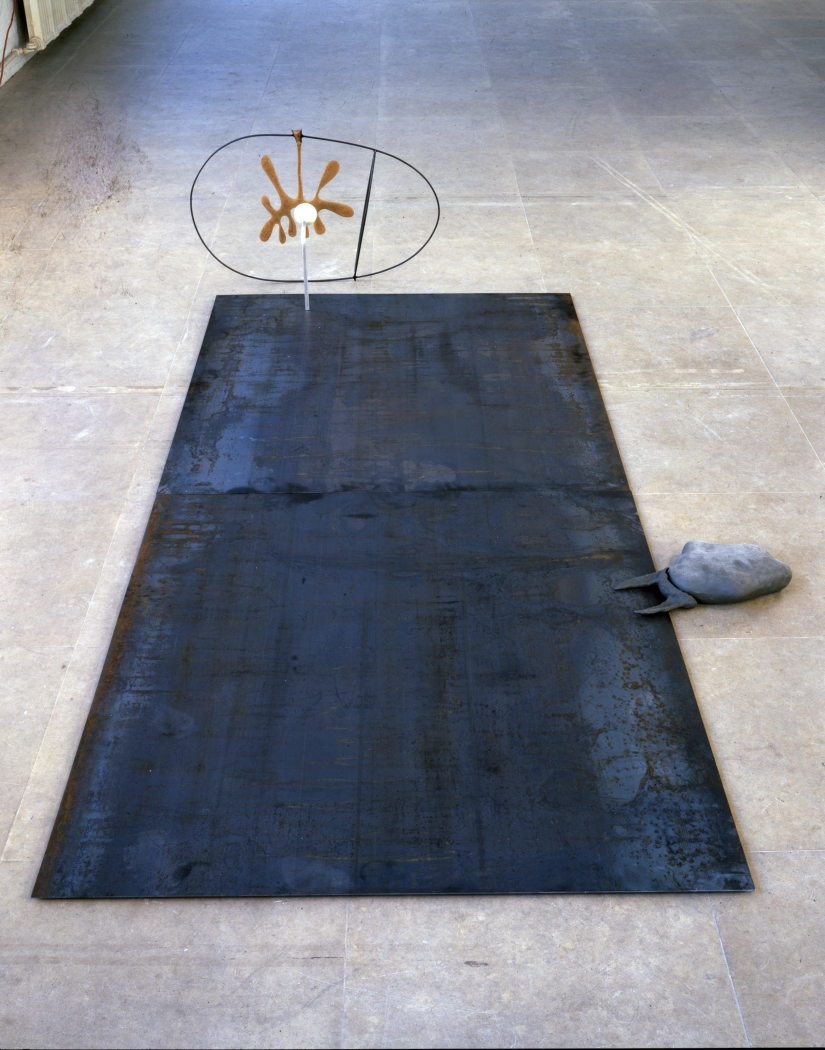 Installation view, Greene Naftali, New York, 2002
