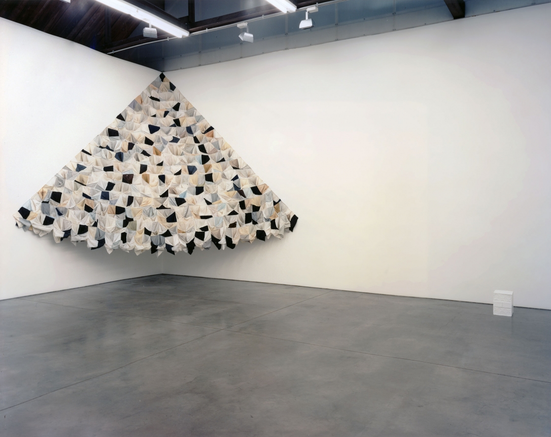2 x 4, Installation view