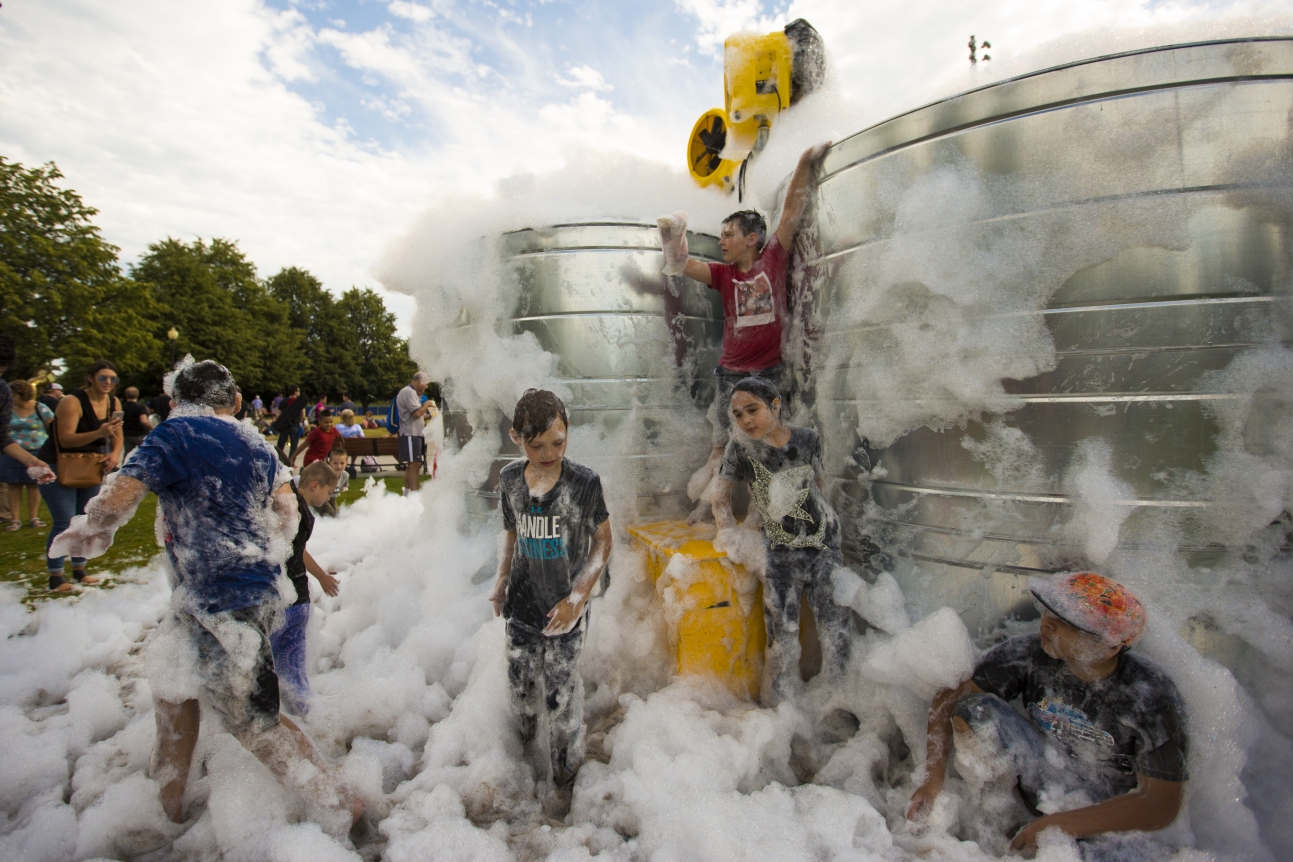 Roger Hiorns, A retrospective view of the pathway, 2008 – 2017
