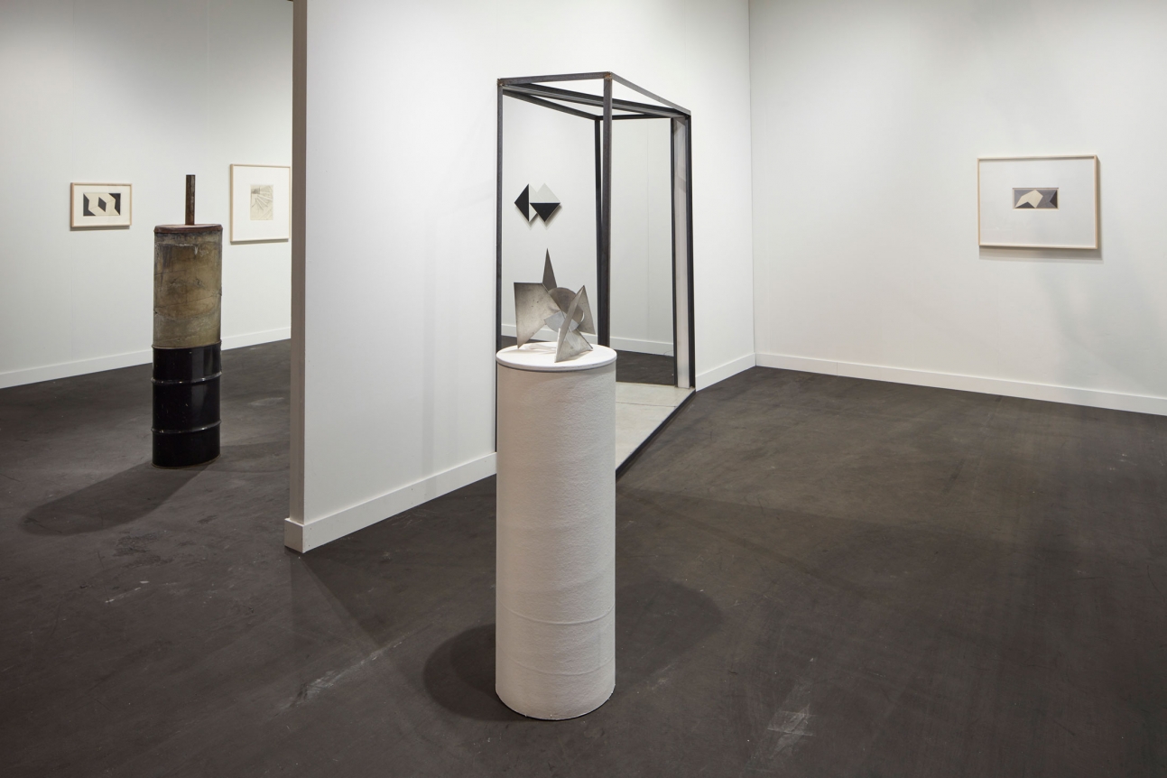 Luhring Augustine, FOG Design+Art, Booth 217