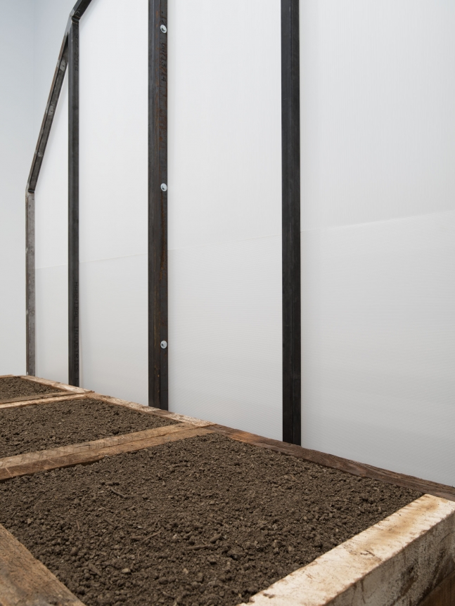 Oscar Tuazon, Winona's Hemp Wall, 2018