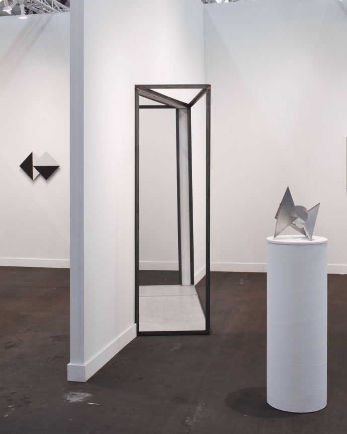 Luhring Augustine, FOG Design+Art, Booth 217