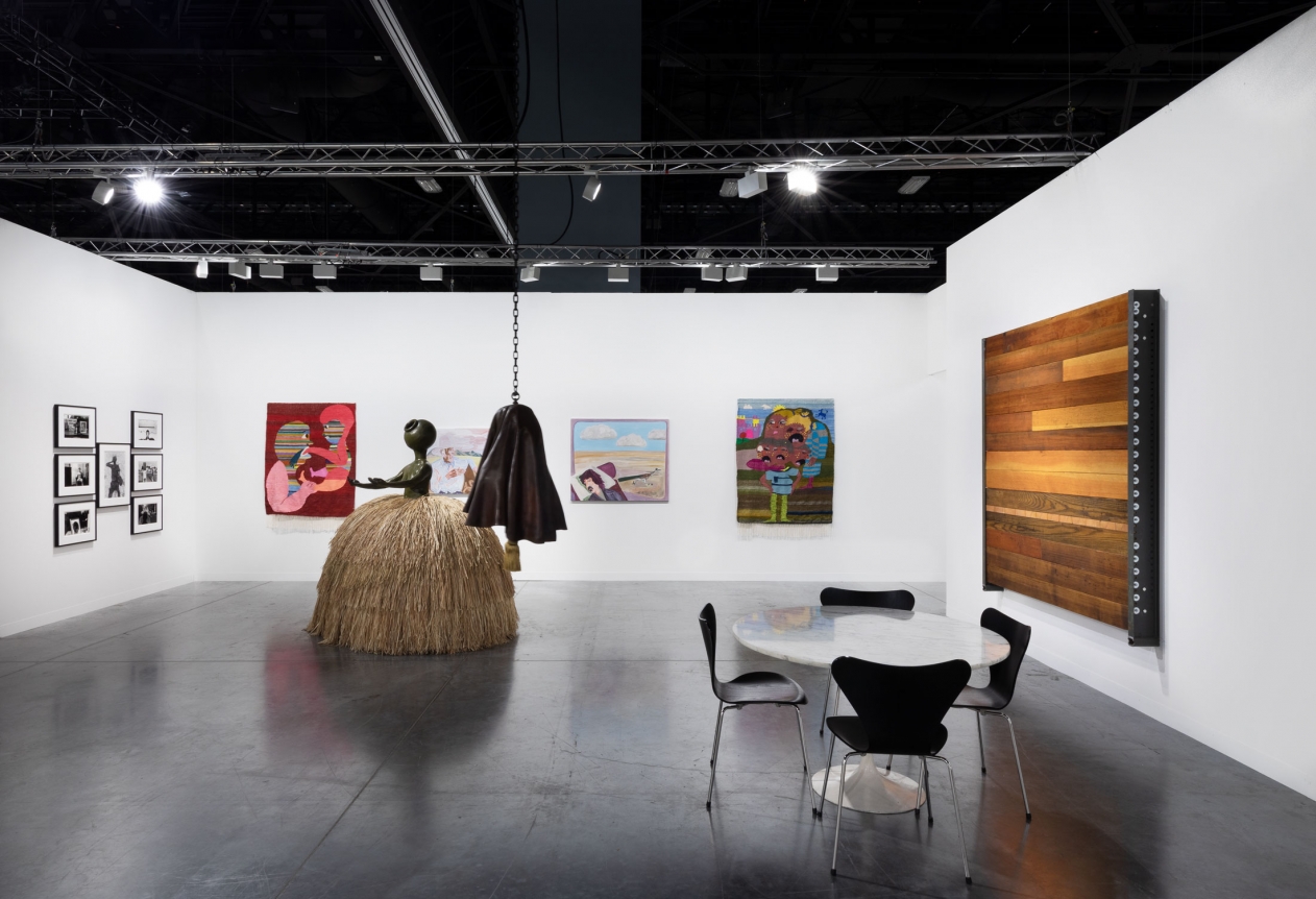 Luhring Augustine, Art Basel Miami Beach, Booth E13