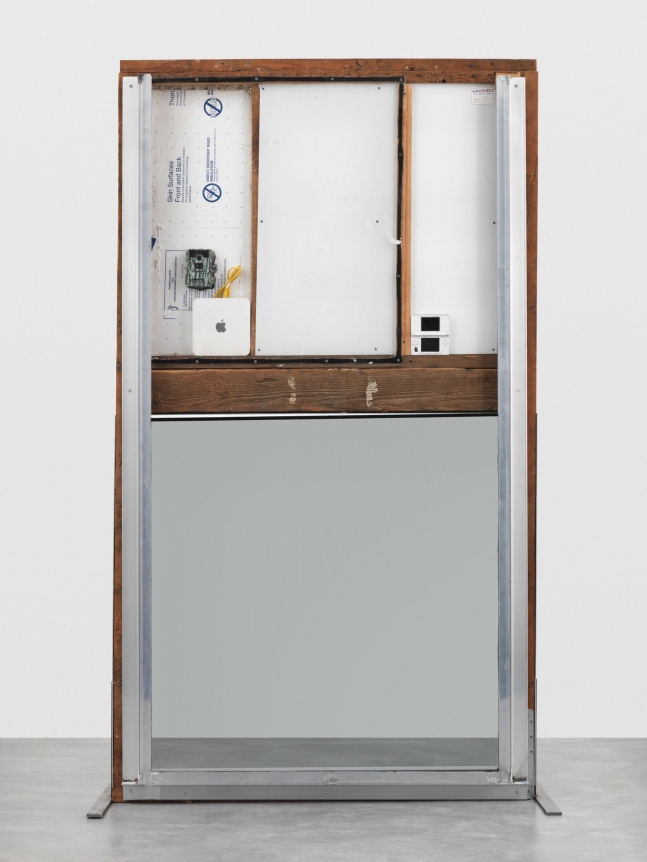 Oscar Tuazon, WALK THROUGH WALLS (Useless Device/Useless Advice), 2017