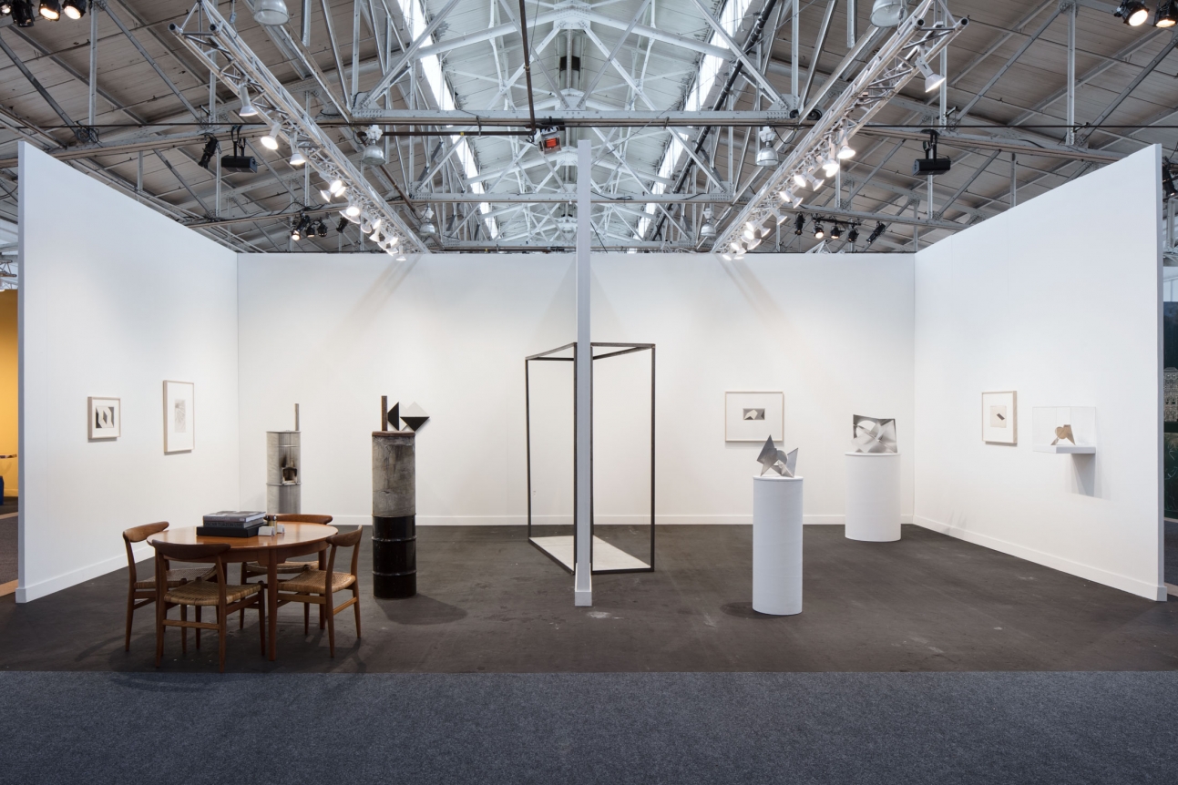 Luhring Augustine, FOG Design+Art, Booth 217