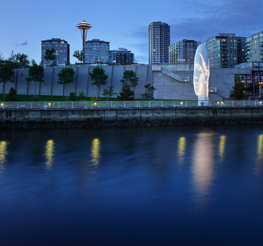Echo, 2011 Stainless steel, polyester resin and marble dust