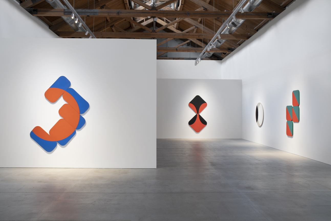 Installation view of Leon Polk Smith: Endless Space, 2019. 