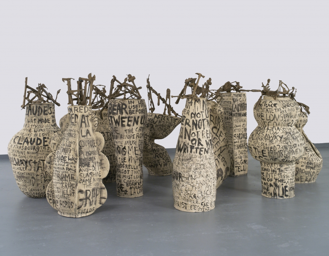 Seeing thru the Stardust, The heat on the lawn (Claude), 2017, Earthenware and bronze