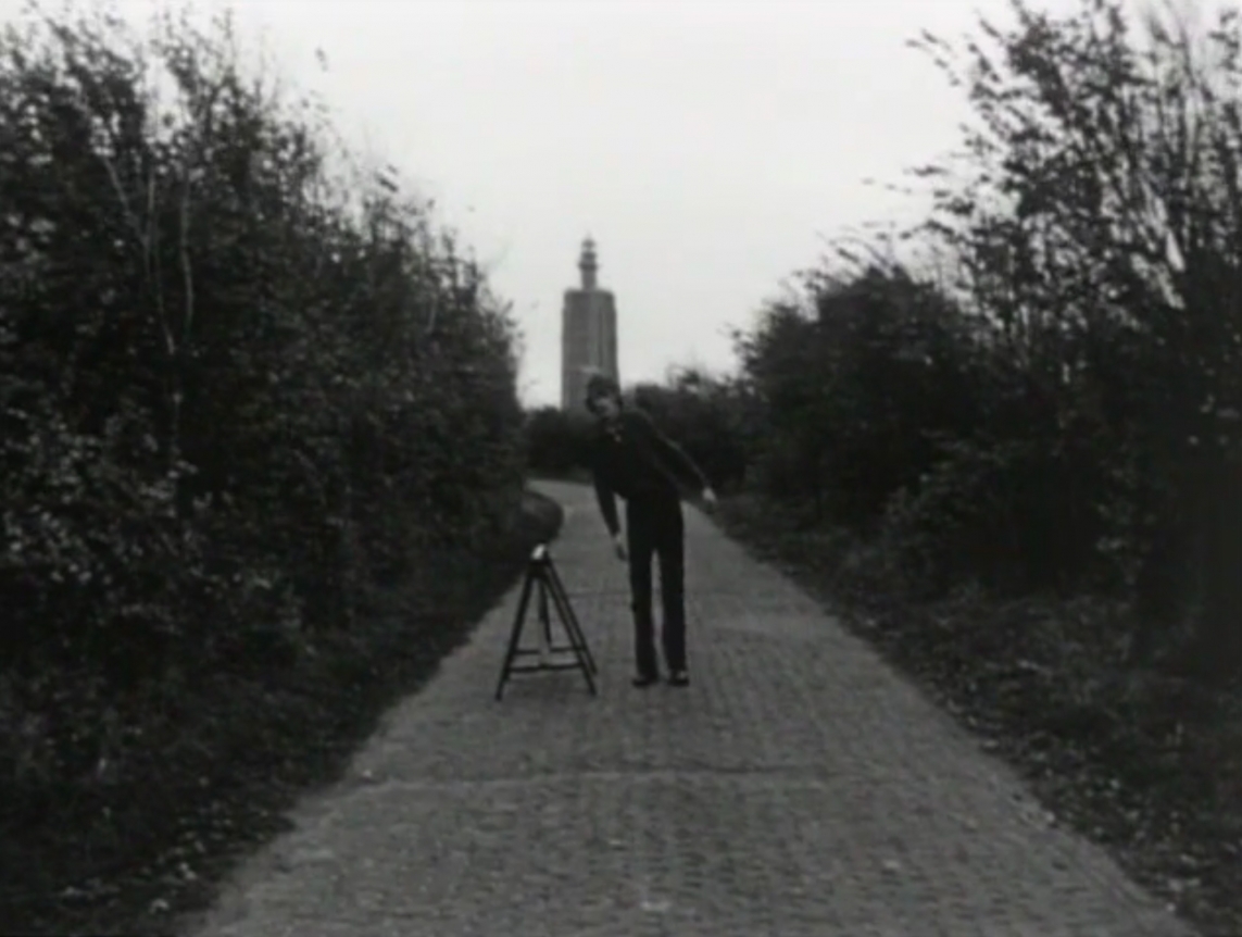 Broken fall (geometric), Westkapelle, Holland, 1971