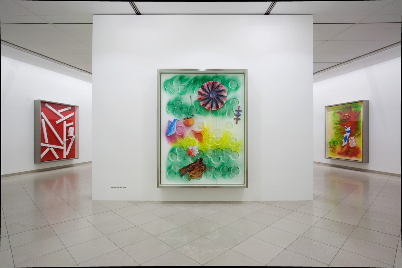 Roter Sand und ein gefundenes Gluck. Installation view, 2006. MMK Museum fur Moderne Kunst, Frankfurt.