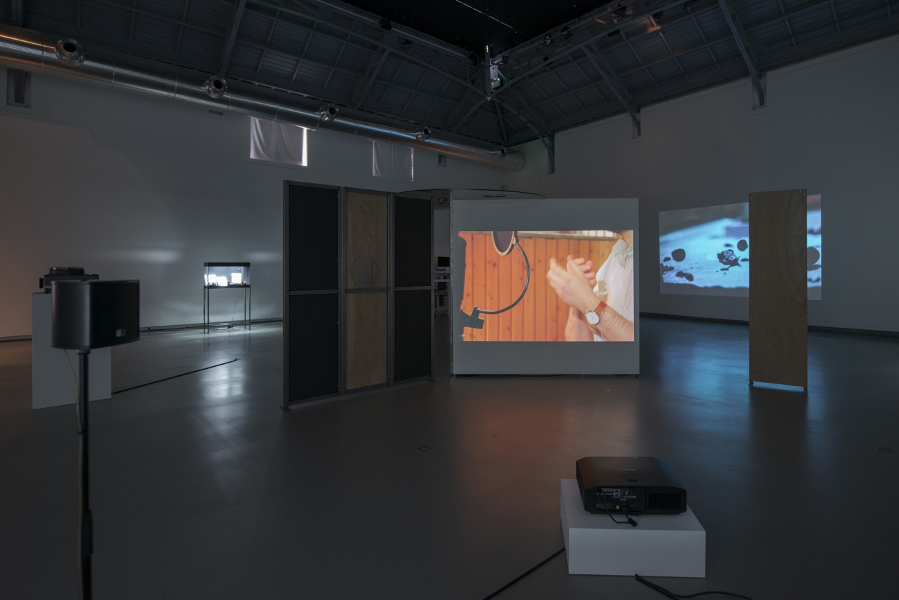 Punctuations & Perforations. Installation view, 2017. La Verrière, Brussels.