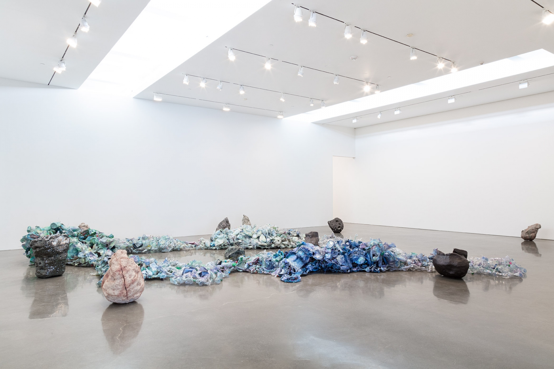 Liz Larner - As Stars and seas Entwine