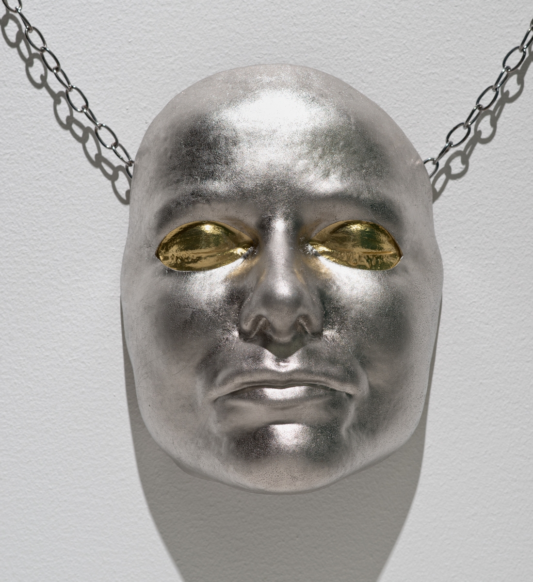 Gillian Wearing - Me as Necklace