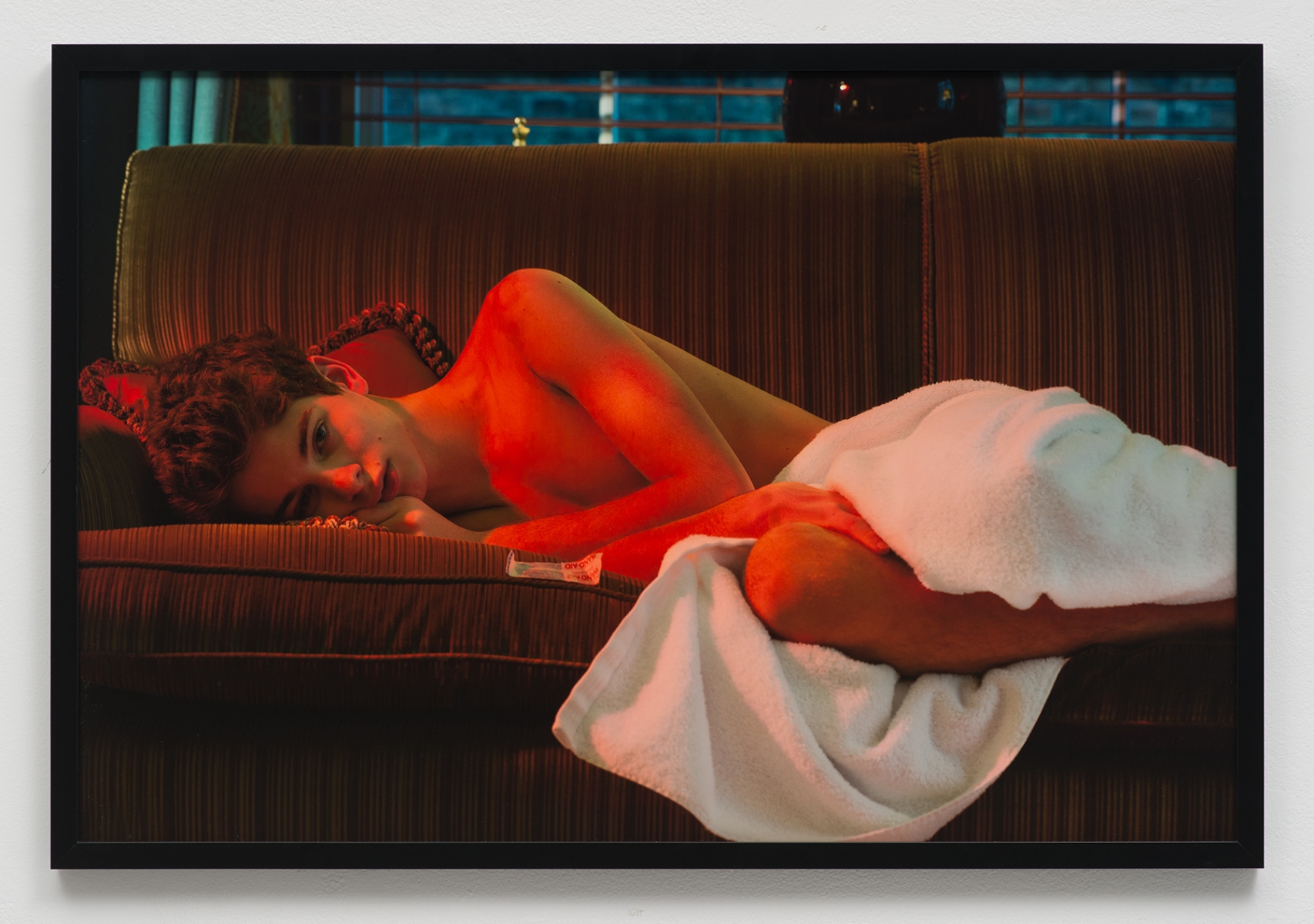 Lovely Dark - Isabel Magowan