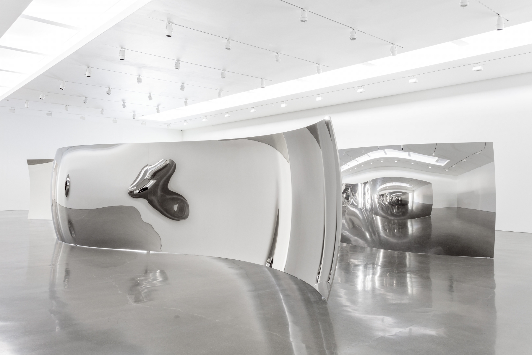 Anish Kapoor at Regen Projects