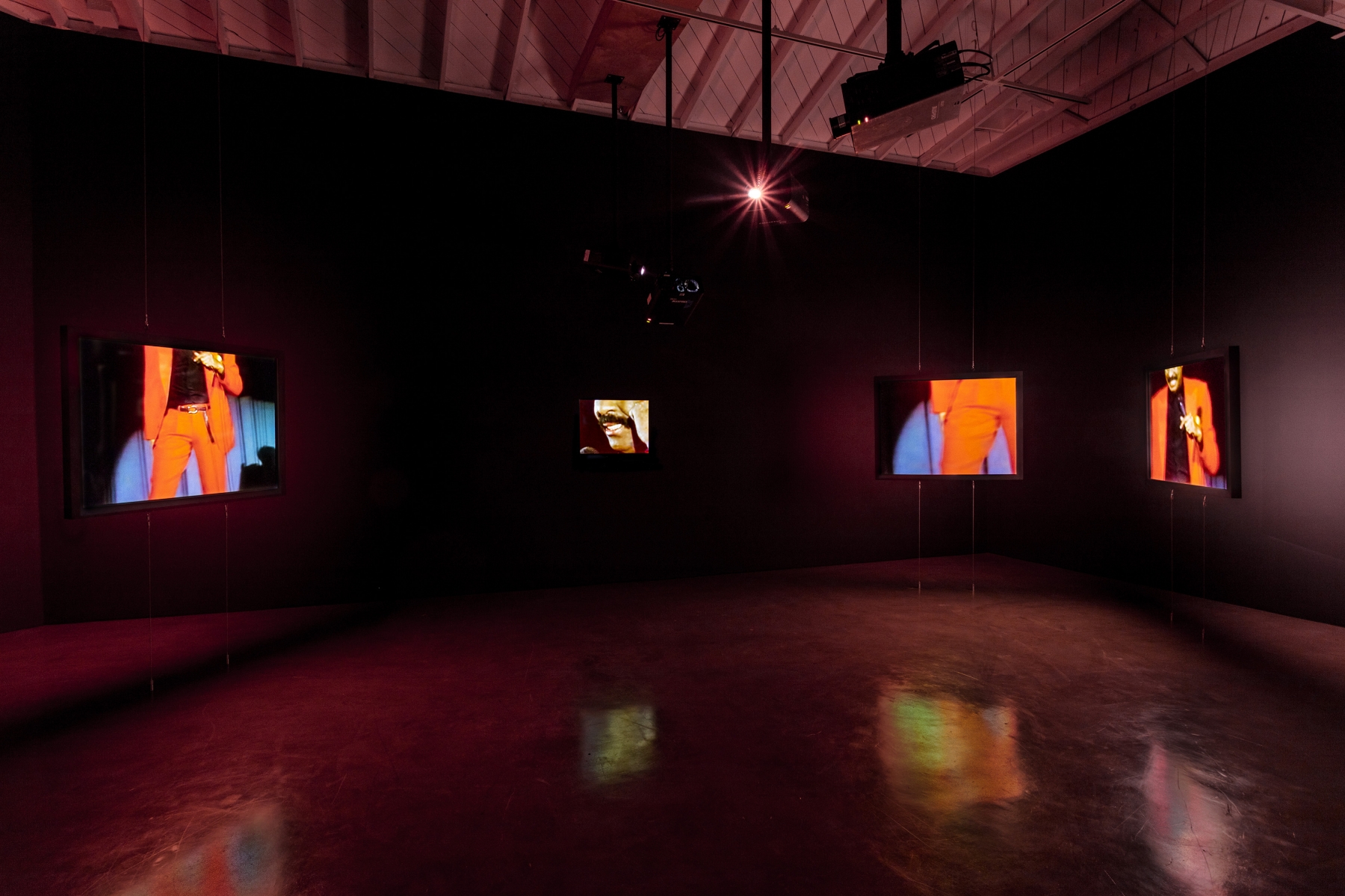 Glenn Ligon - Live