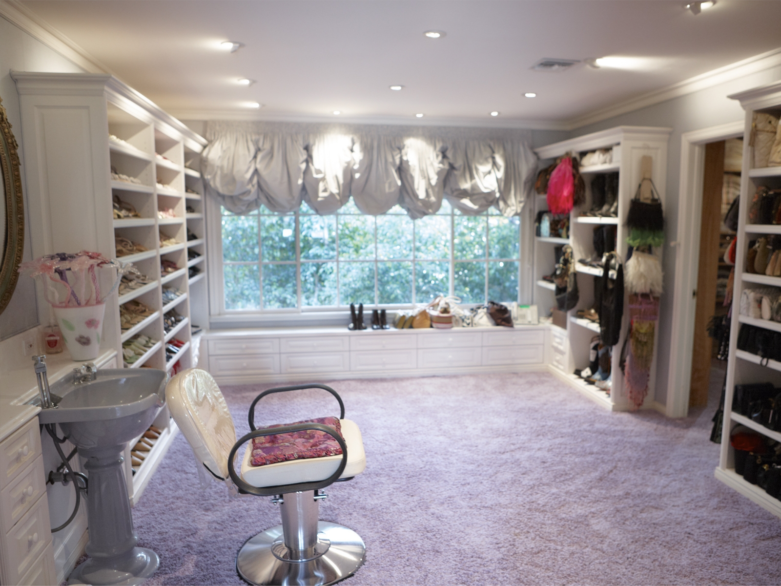 Catherine Opie - 700 Nimes Road