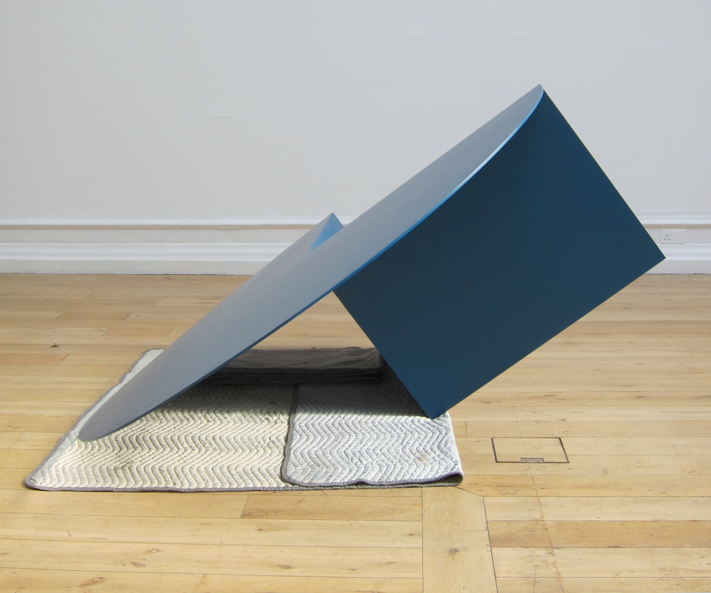 Gabriel Kuri, Untitled (3/4 blue)