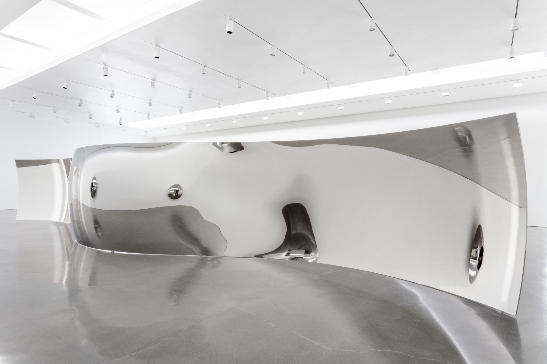 Anish Kapoor at Regen Projects