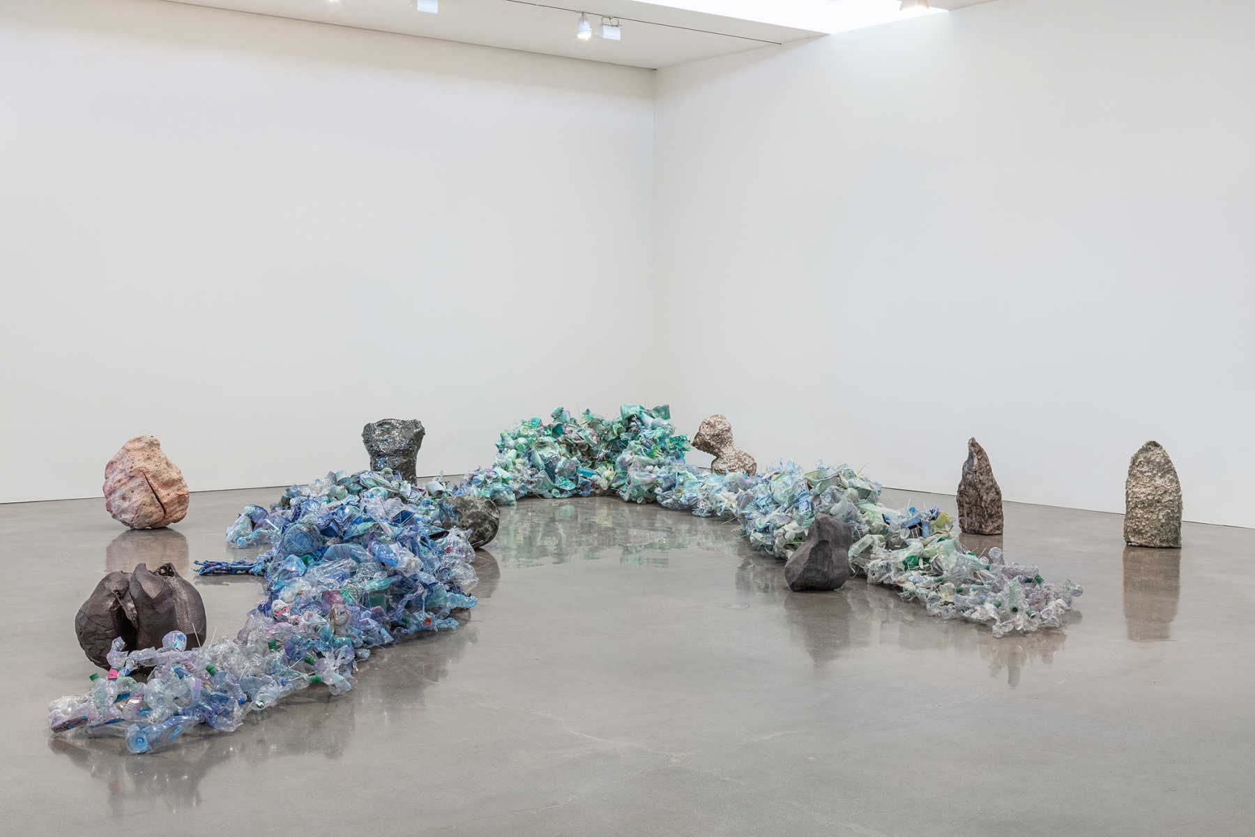 Liz Larner - As Stars and seas Entwine
