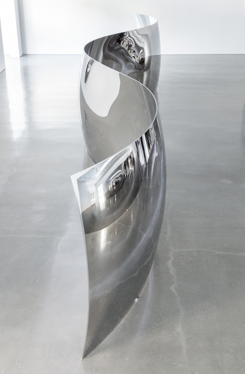 Anish Kapoor at Regen Projects