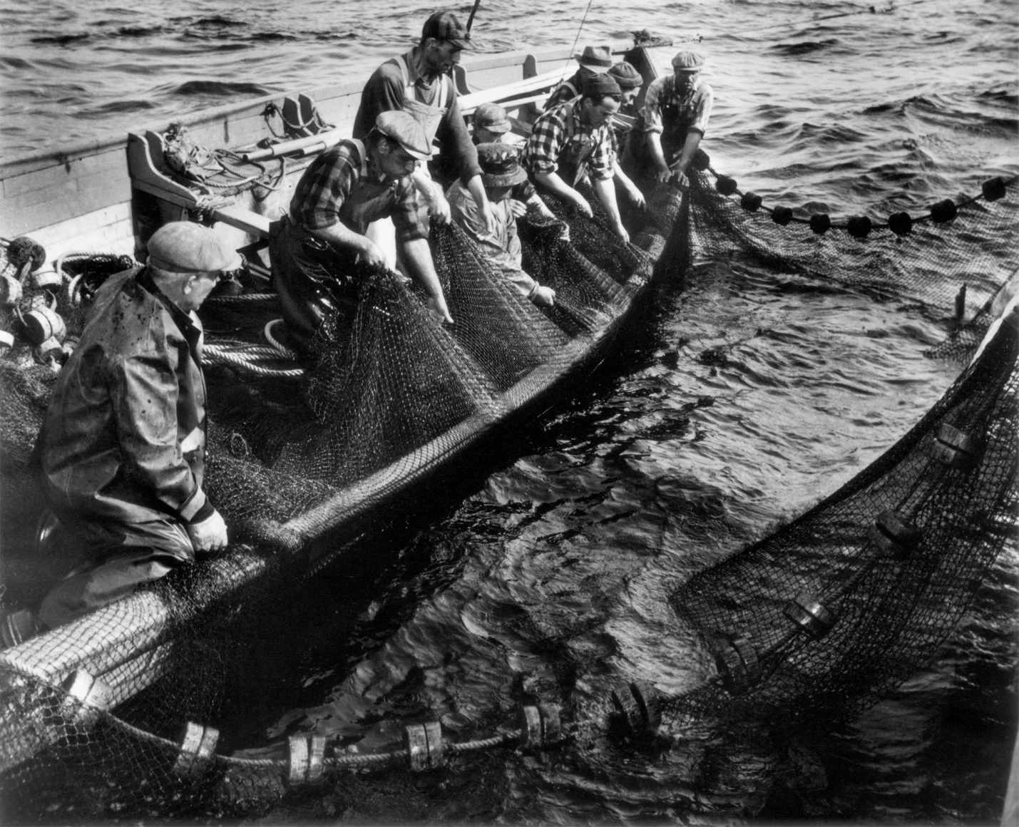 GLOUCESTER FISHERMAN AND FULTON FISH MARKET, 1943 Photography Archive