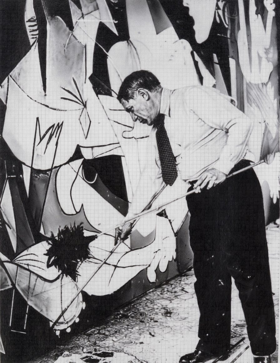 Picasso Painting Guernica, 2013
