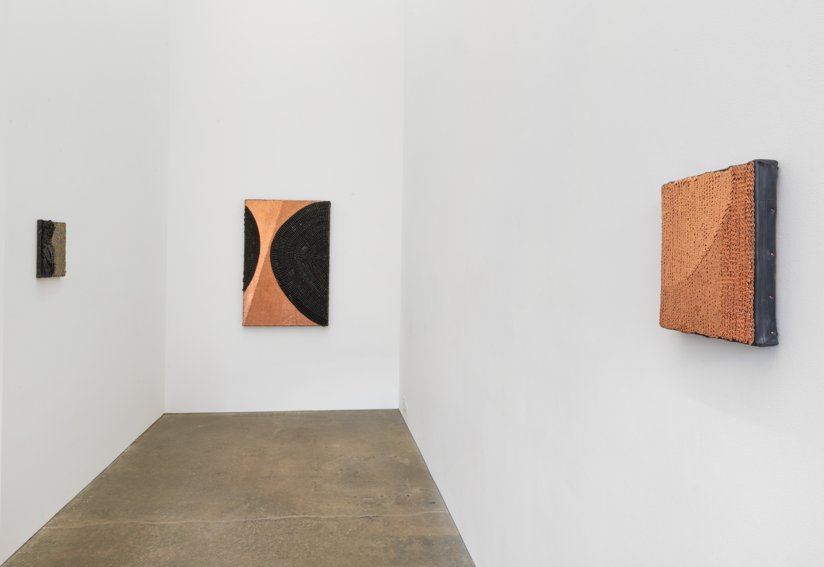 Alyson Shotz, The Small Clocks Run Wild, installation view, 2020
