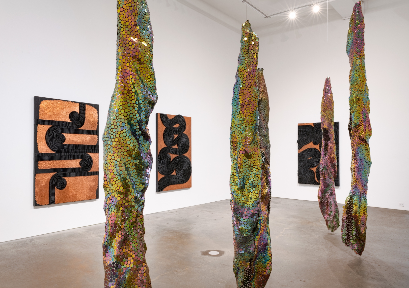 Alyson Shotz, The Small Clocks Run Wild, installation view, 2020