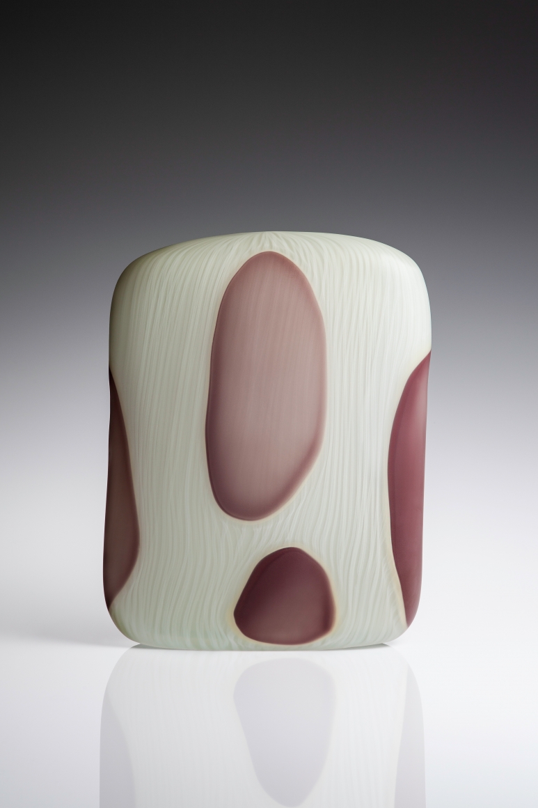 Close Impression, White with Russet