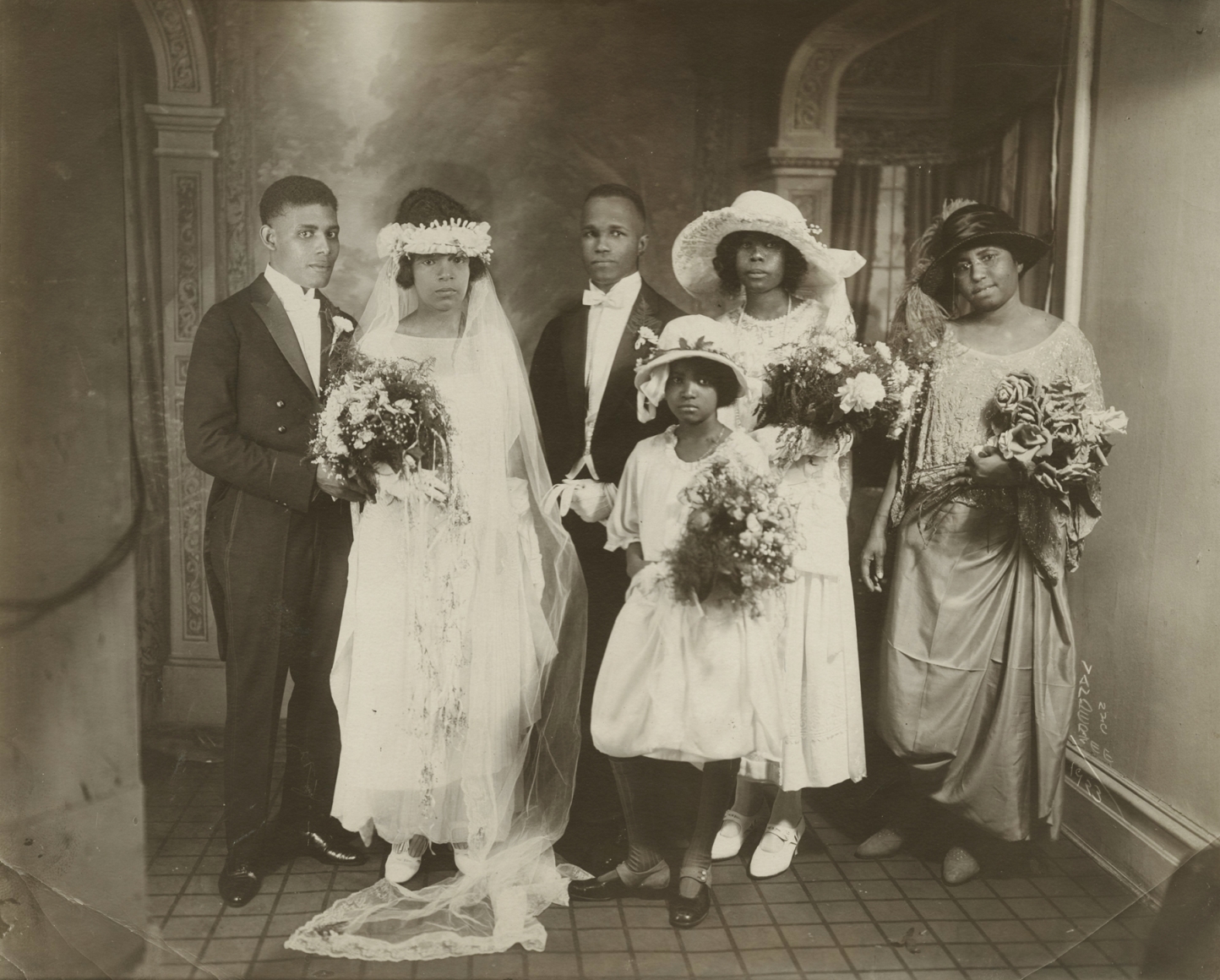 James Van Der Zee - Artists - Howard Greenberg Gallery