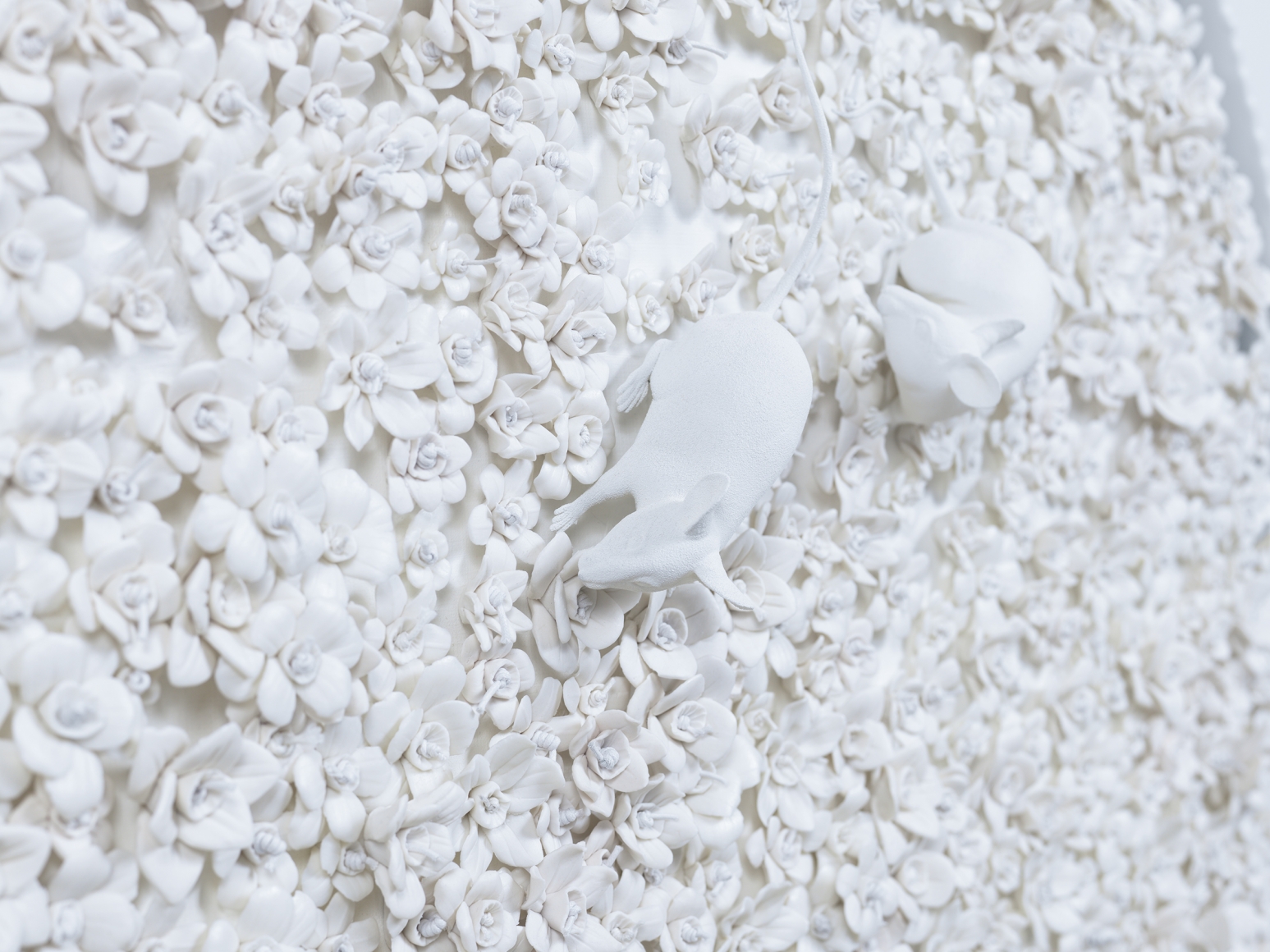 Rachel Lee Hovnanian, White Narcissus Panel with Mice T (Detail), 2016 