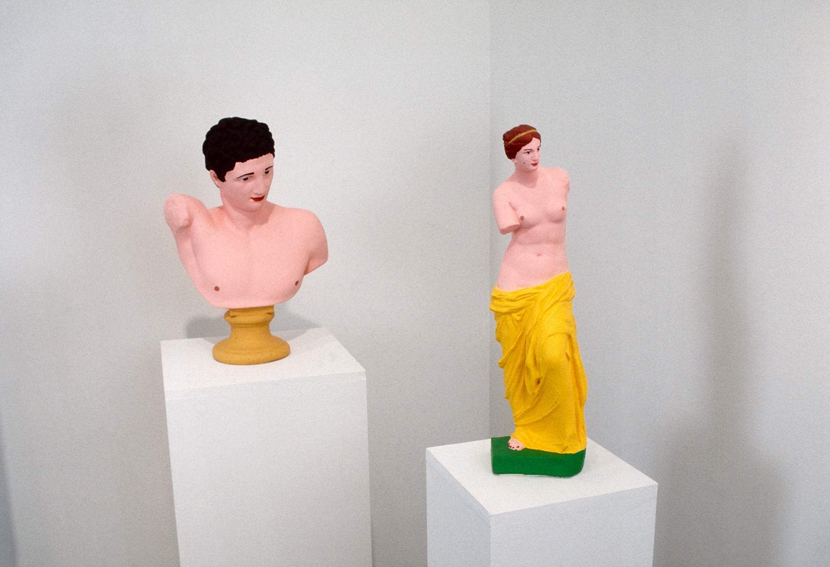 Hans-Peter Feldmann, Installation view: 303 Gallery, 1996