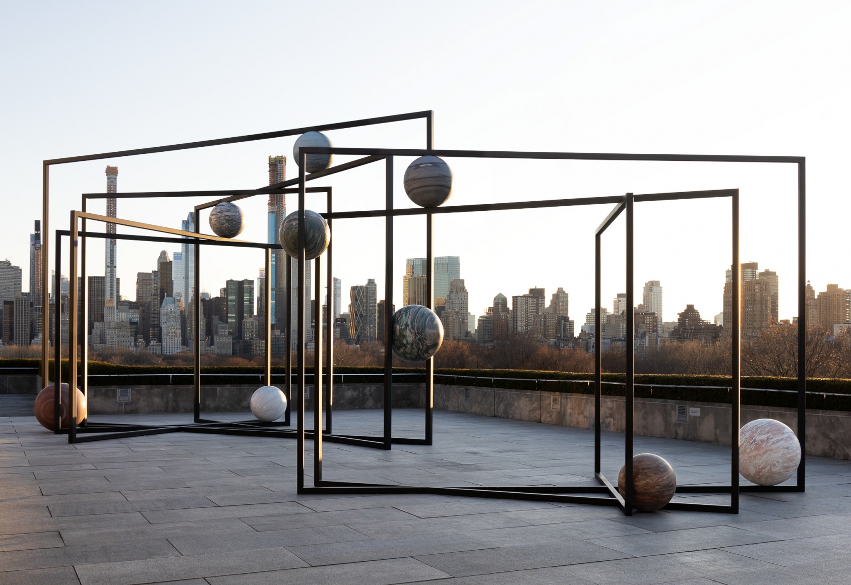 Installation view: Alicja Kwade, ParaPivot, 2019, © The Metropolitan Museum of Art, photo by Hyla Skopitz