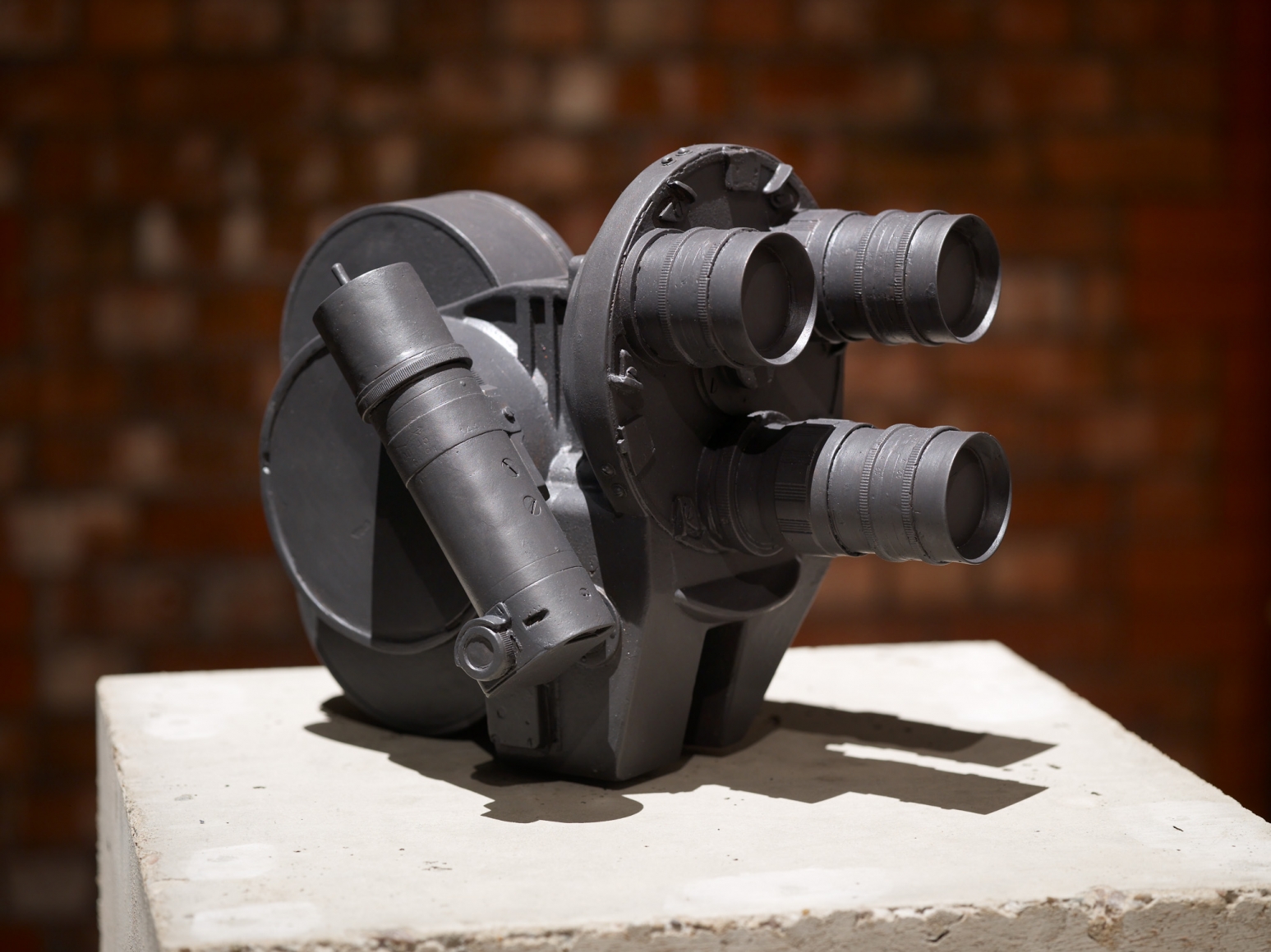 Jane and Louise Wilson, The Toxic Camera, Konvas Autovat, 2012