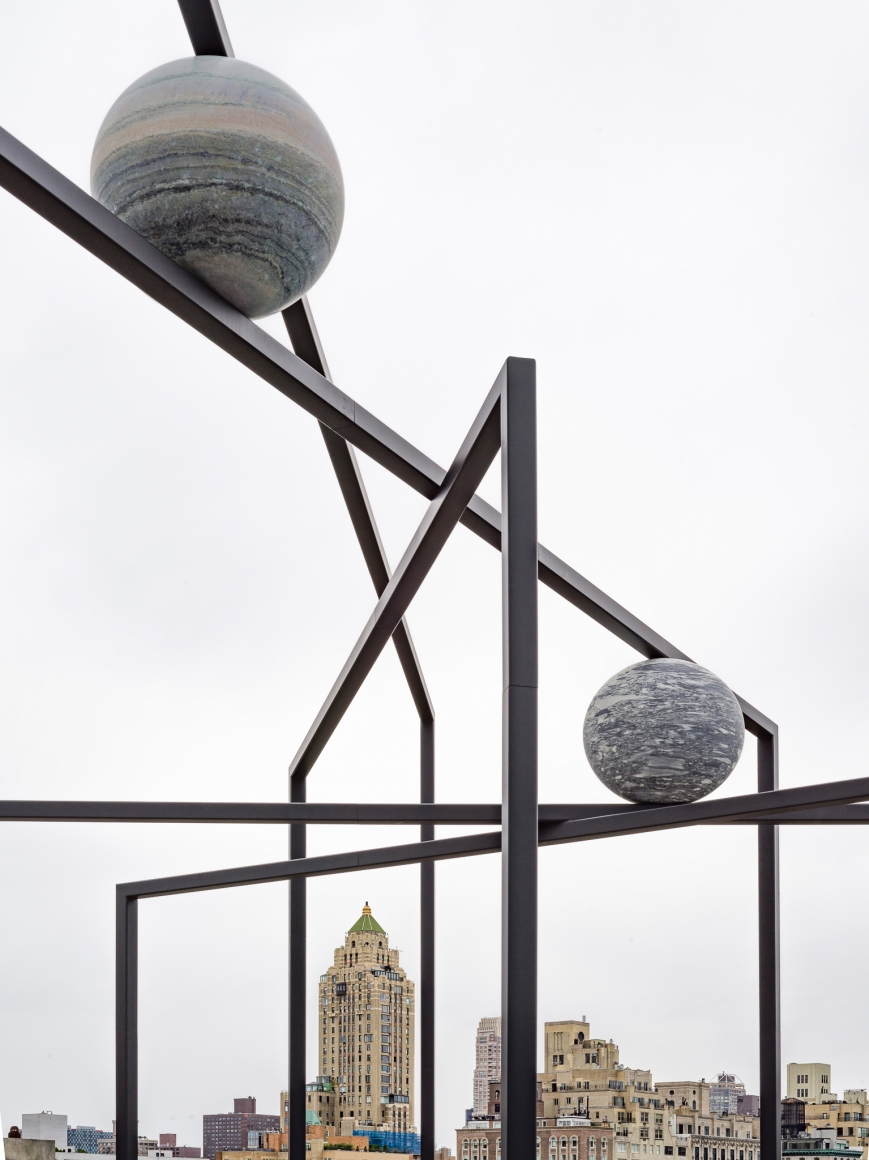 © Alicja Kwade, courtesy 303 Gallery, New York; KOÌNIG GALERIE, Berlin/London. Photo: Roman März