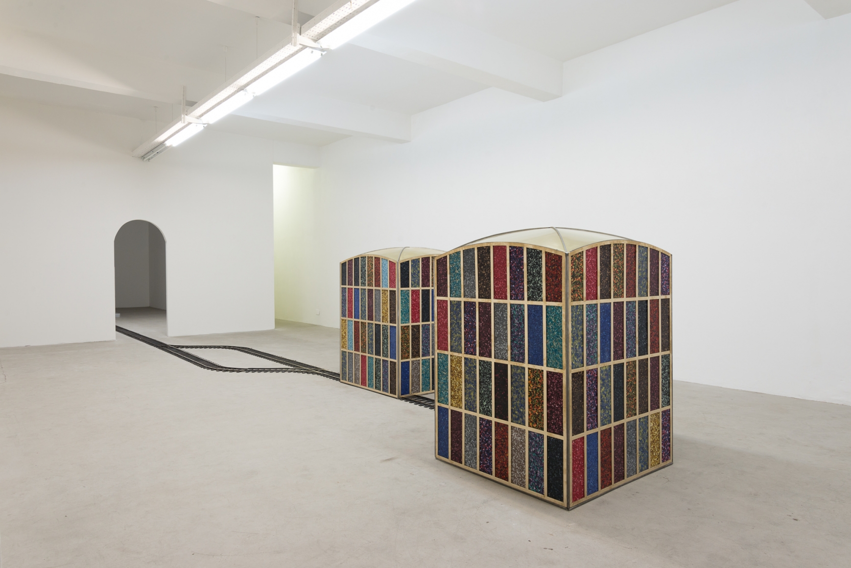 Marina Pinsky, Installation view: Gluck50, Milan, 2018